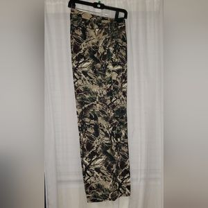 Women's camo utility pants
